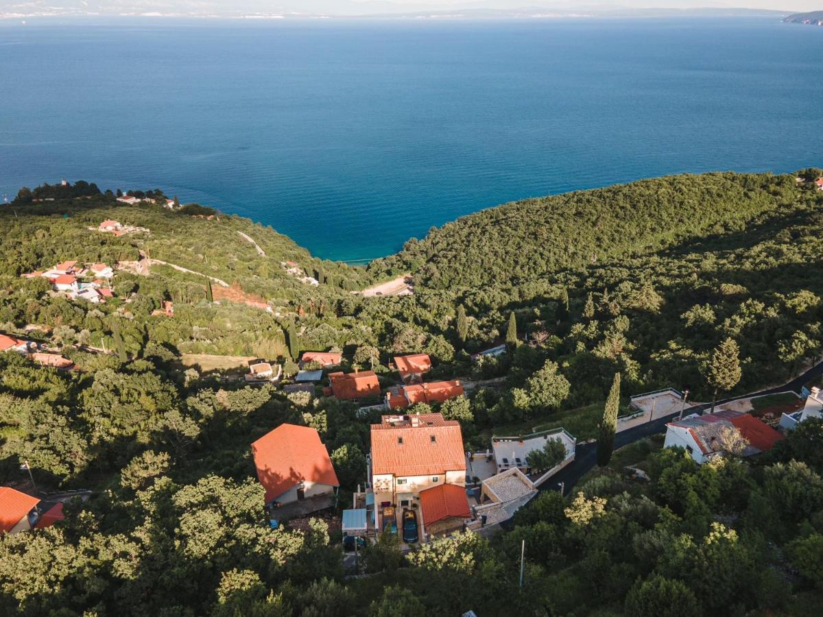 Villa Sabine Apartment Losinj Medveja Extérieur photo